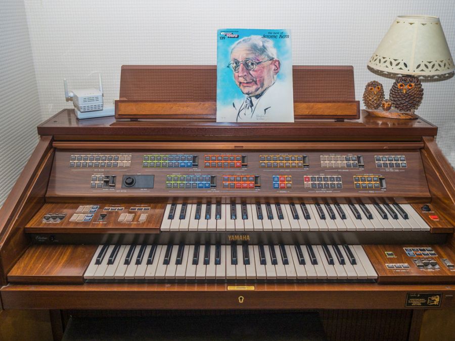 Yamaha-Organ.jpg