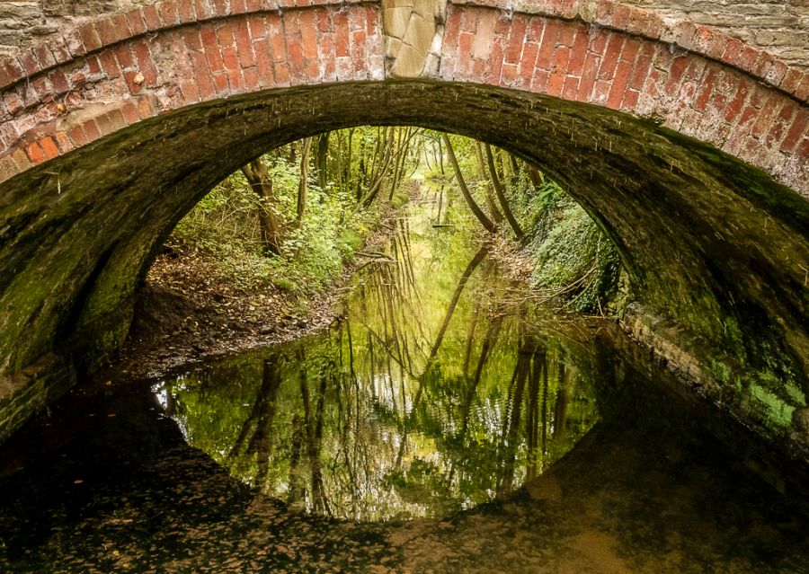 Under_The-Bridge.jpg