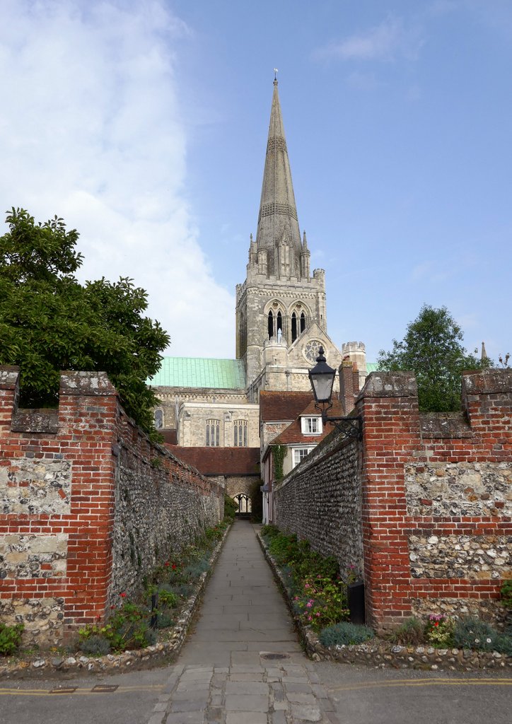 Towards Chichester Cathedral.JPG