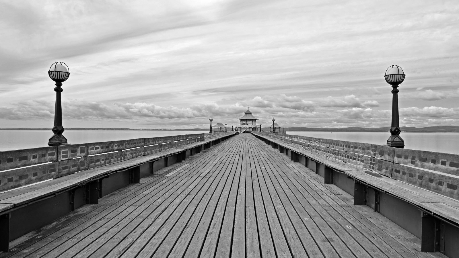 Clevedon Pier.jpg