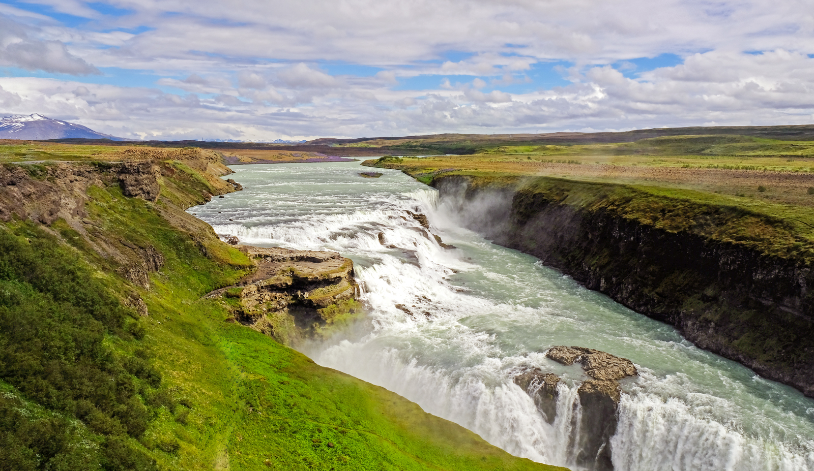 Majestic-waterfall.jpg