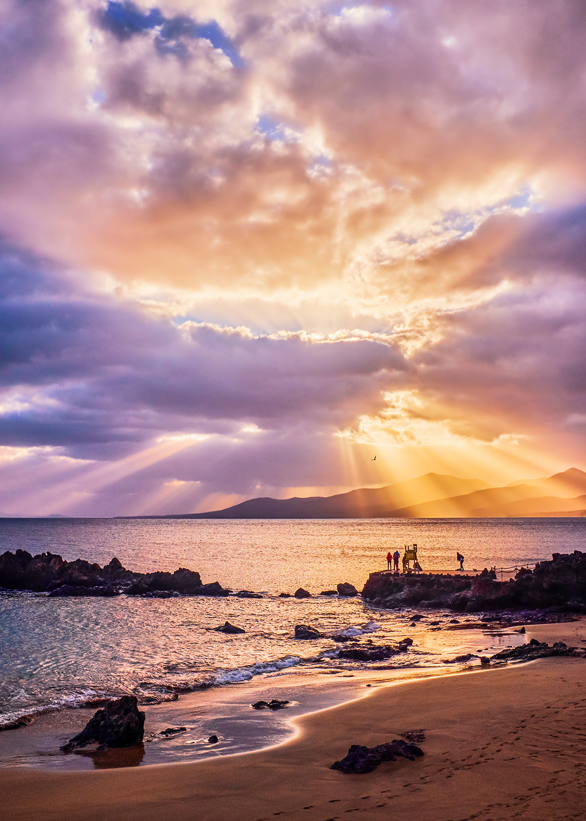 Seascape with  sunbeams.jpg