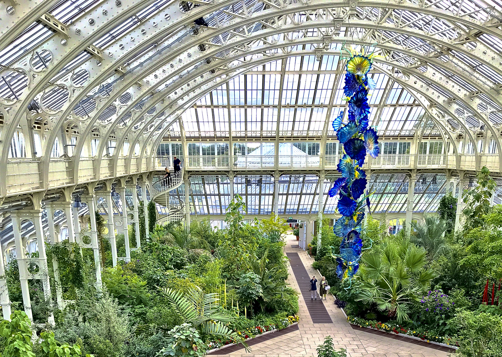 Kew Glasshouse and glass flower arrangement.jpg